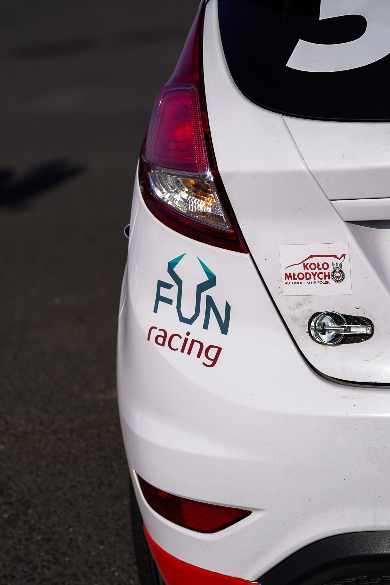 Ford Fiesta ST – Torowa Precyzja i Moc - Szkolenie Sportowej Techniki jazdy