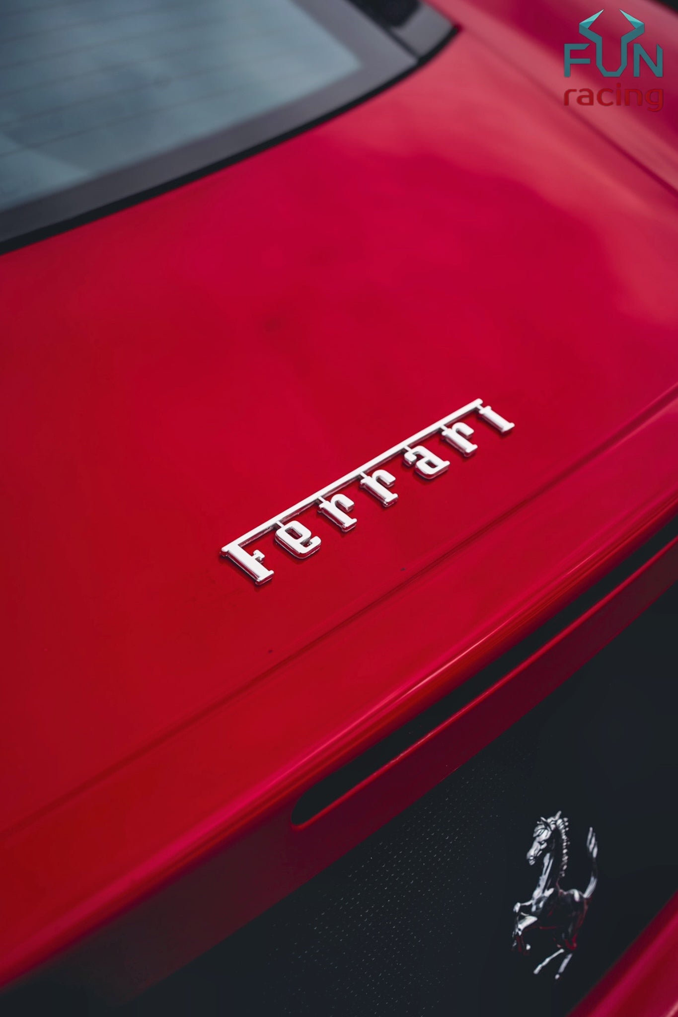 Ferrari F360 Modena ulicami miasta