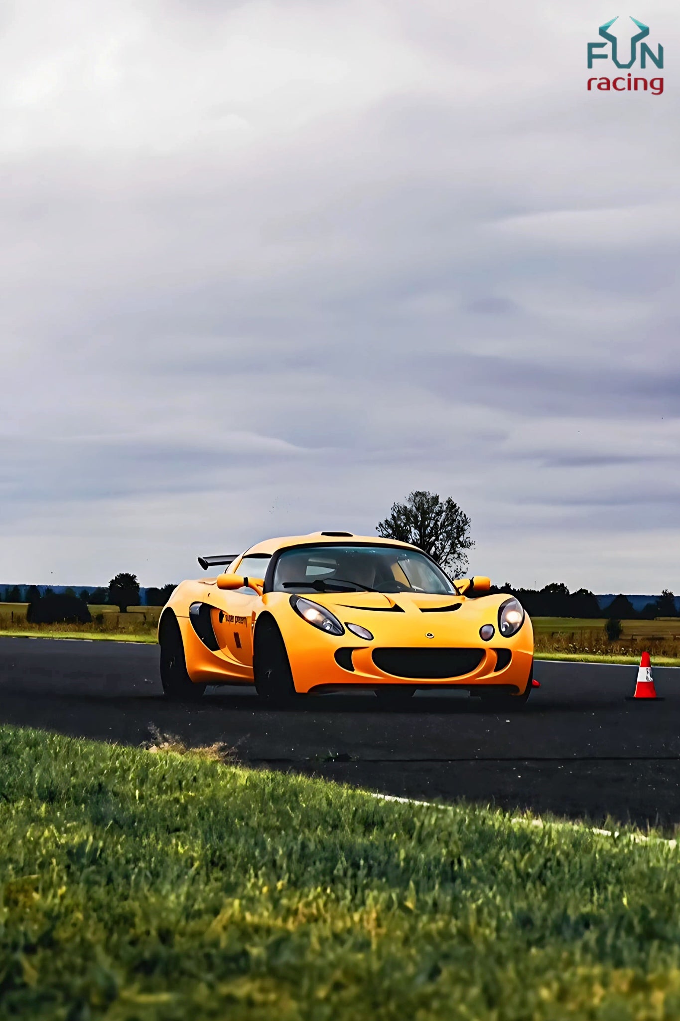 Ferrari vs Lotus