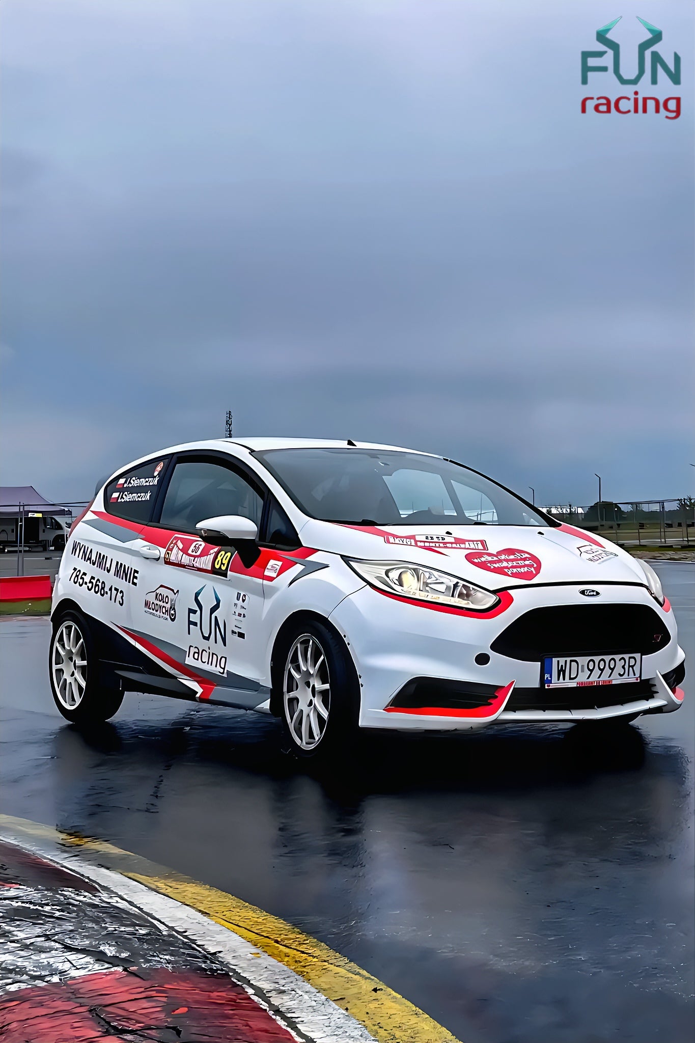 Ford Fiesta ST – Torowa Precyzja i Moc - Szkolenie Sportowej Techniki jazdy