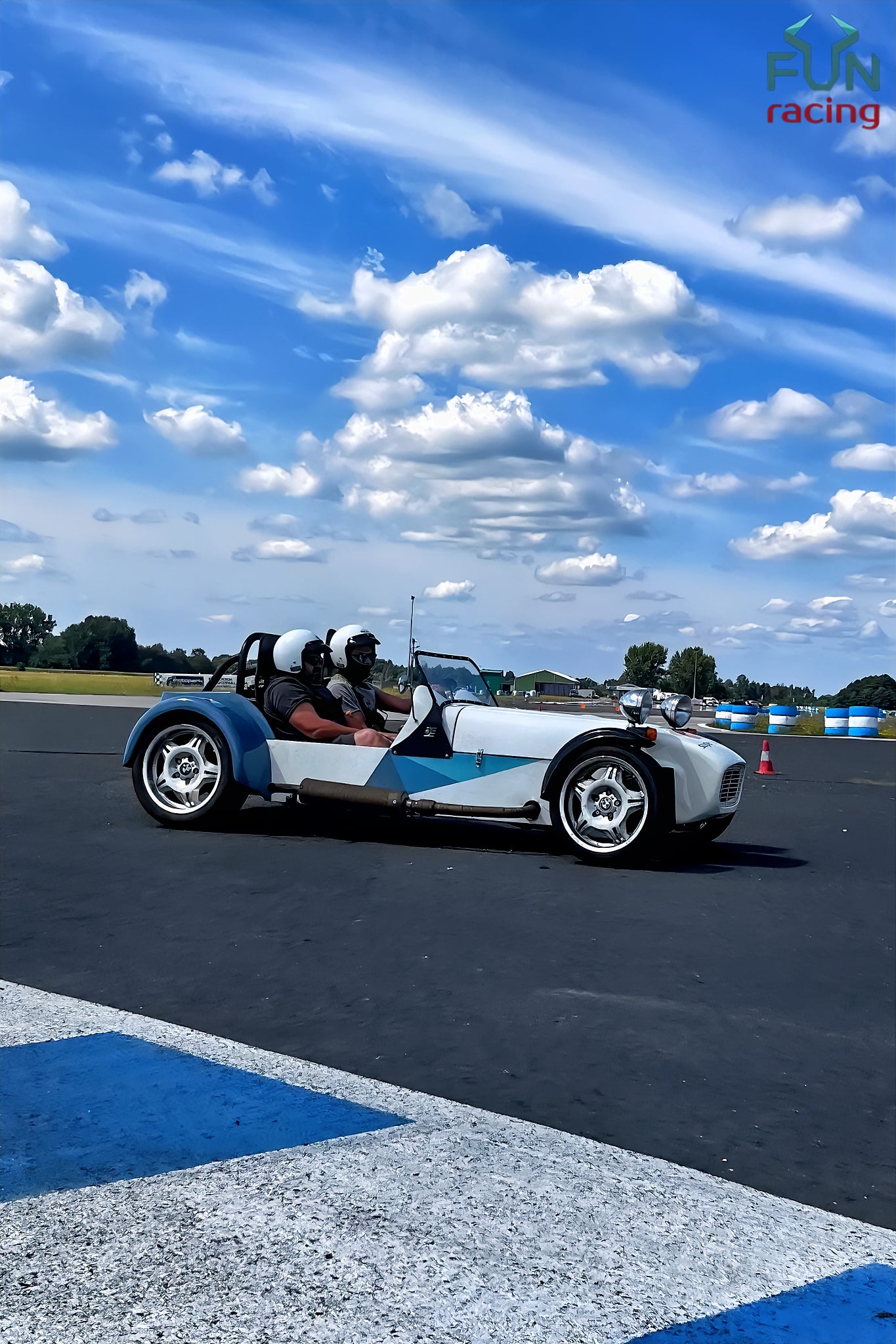 Driving the GKD Lotus Super 7